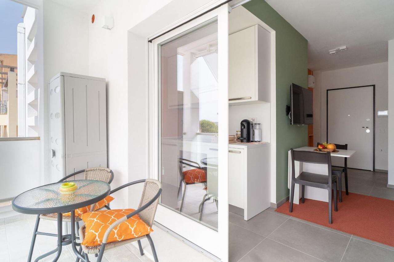 Apartamento Louxory Accomodation Cagliari Exterior foto